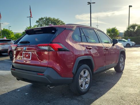 Used 2024 Toyota RAV4 LE AWD/4WD image 12