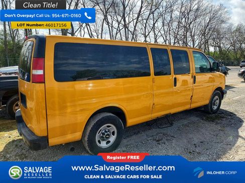 Used 2015 Chevrolet Express 3500 Extended RWD image 4