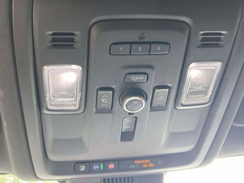 Used 2023 GMC Yukon AT4 AWD/4WD image 18