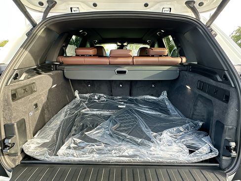 New 2026 BMW X5 sDrive40i w/ Executive Package RWD image 21