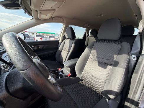 Used 2020 Nissan Rogue SV AWD/4WD image 12