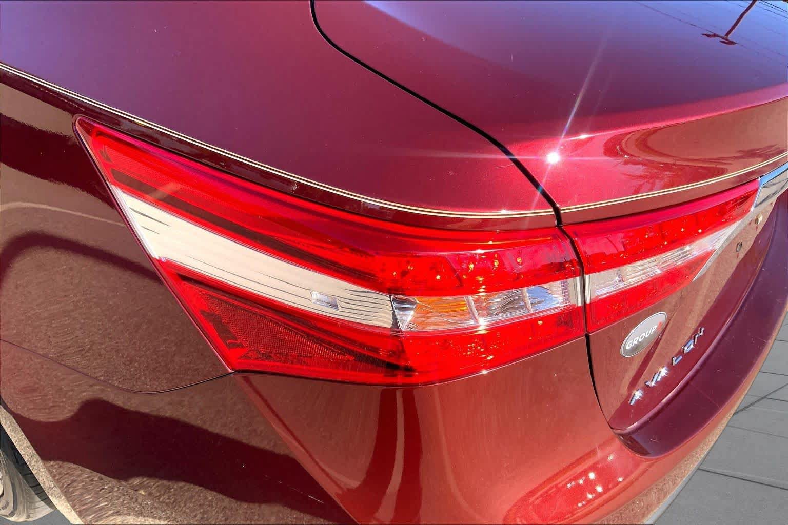 Used 2015 Toyota Avalon XLE Touring FWD image 54