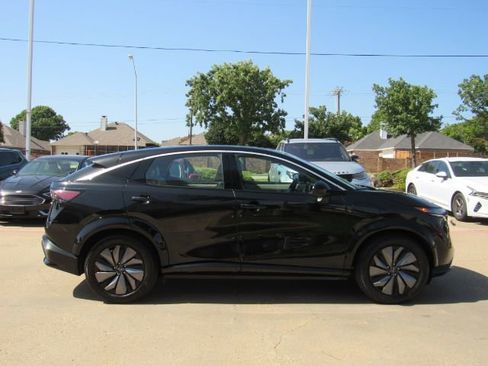 Used 2024 Nissan Ariya FWD image 5