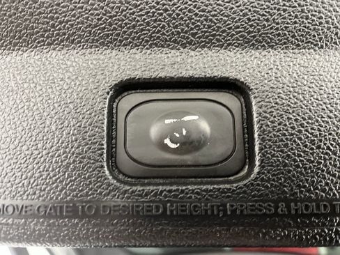 Used 2017 Ford Explorer Sport image 35