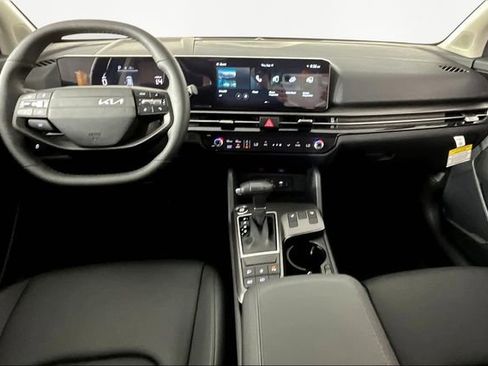 New 2026 Kia Sportage EX image 6