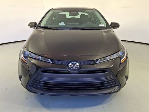 New 2026 Toyota Corolla LE FWD image 2