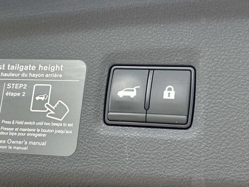 Certified 2025 INFINITI QX50 Luxe AWD/4WD image 14