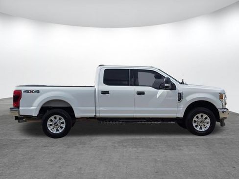 Used 2022 Ford F250 XLT AWD/4WD image 3