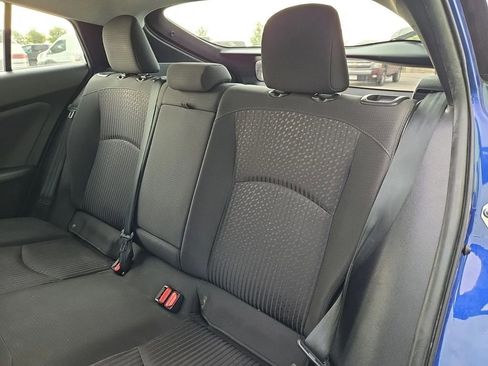 Used 2018 Toyota Prius Three FWD image 7