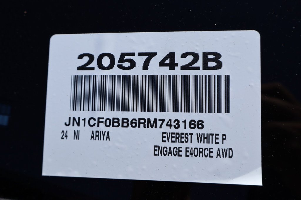 Used 2024 Nissan Ariya AWD image 42