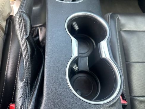 Used 2022 Ford Mustang Premium image 36