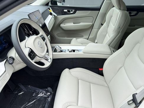 New 2026 Volvo XC60 T8 Ultra w/ Climate Package AWD/4WD image 19