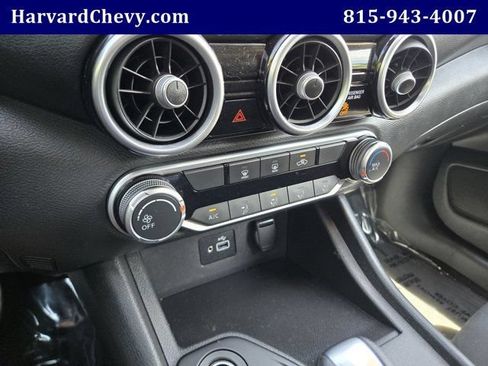 Used 2022 Nissan Sentra S FWD image 9
