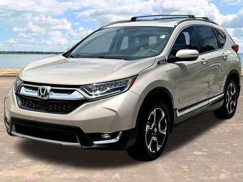 Used 2019 Honda CR-V Touring image 4