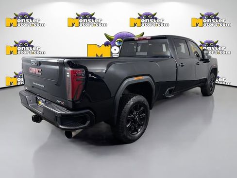 Used 2024 GMC Sierra 3500 AT4 w/ AT4 Preferred Package image 5