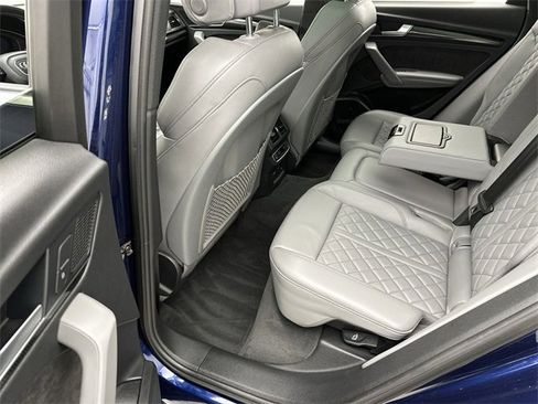 Used 2020 Audi SQ5 Premium Plus w/ Premium Plus Package image 23