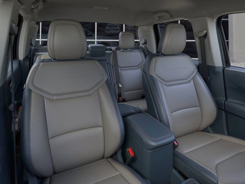 New 2026 Ford Maverick Lariat image 10