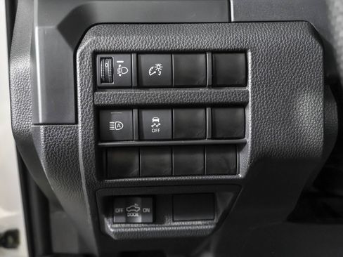 Used 2024 Toyota Tacoma SR RWD image 22