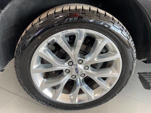 Used 2018 Ford Expedition Platinum image 14