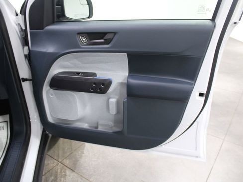 New 2025 Ford Maverick XLT w/ XLT Luxury Package image 30