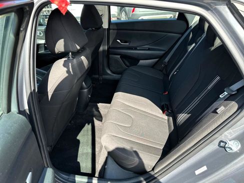 Used 2024 Hyundai Elantra SEL image 24