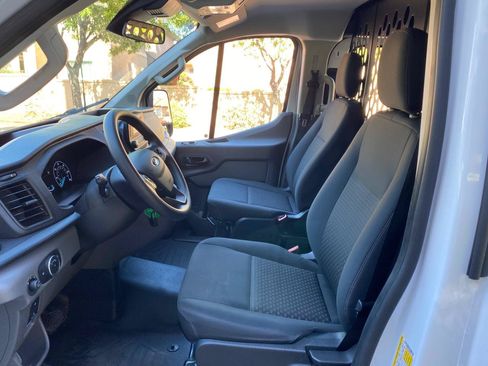 Used 2025 Ford Transit 250 Low Roof w/ Exterior Upgrade Package RWD image 29