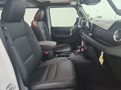 New 2026 Jeep Wrangler Sahara image 31