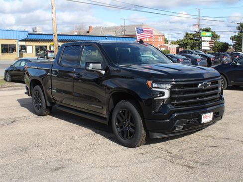 New 2025 Chevrolet Silverado 1500 High Country w/ Midnight Edition image 3