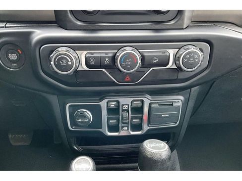 Used 2020 Jeep Wrangler Unlimited Sport S AWD/4WD image 30