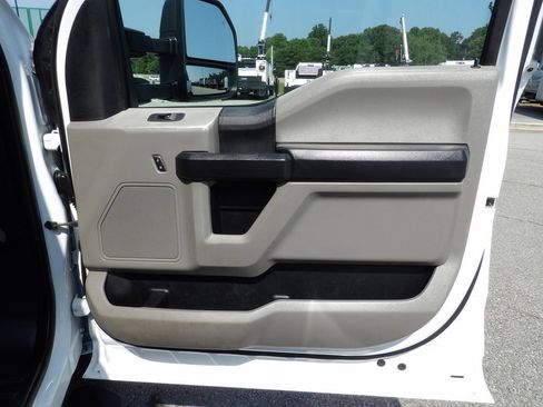 Used 2020 Ford F350 XL w/ Power Equipment Group AWD/4WD image 40