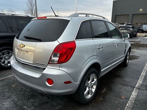 Used 2013 Chevrolet Captiva Sport LTZ image 3