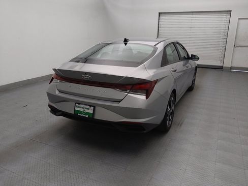 Used 2023 Hyundai Elantra SEL w/ Convenience Package FWD image 7