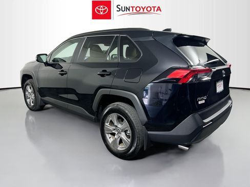 Used 2025 Toyota RAV4 XLE w/ Convenience Package FWD image 6