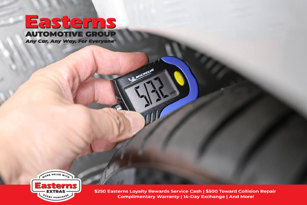 Used 2023 Mercedes-Benz C 43 AMG 4MATIC Sedan image 31