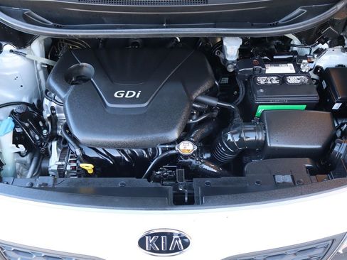 Used 2012 Kia Rio LX image 36