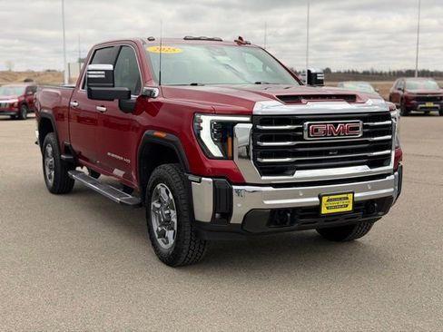 Used 2025 GMC Sierra 2500 SLT w/ SLT Premium Package image 3