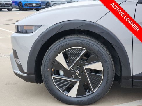 New 2026 Hyundai Ioniq 5 SEL image 5