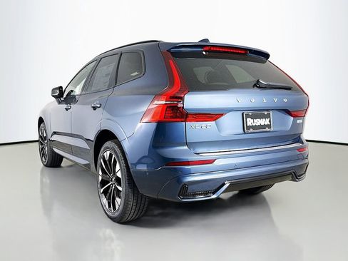 New 2026 Volvo XC60 B5 Plus AWD/4WD image 5