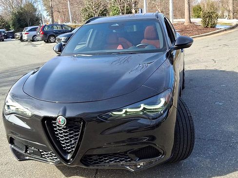 New 2025 Alfa Romeo Stelvio Sprint w/ Veloce Package image 3