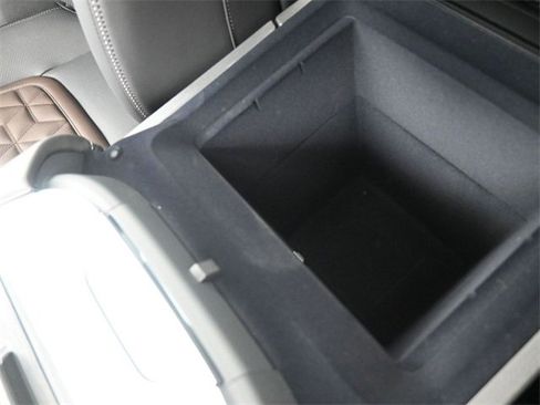 New 2026 Nissan Armada Platinum Reserve image 9