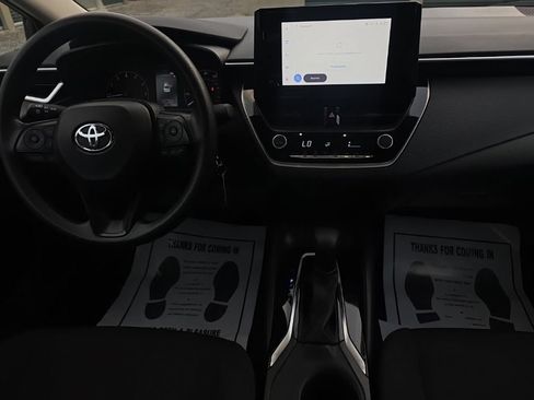 Used 2024 Toyota Corolla LE FWD image 19