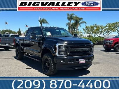 New 2026 Ford F250 Lariat w/ Black Appearance Package