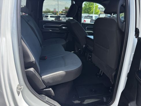 Used 2024 RAM 2500 Big Horn AWD/4WD image 12