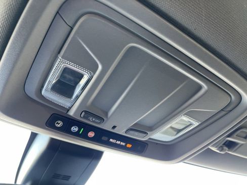 Used 2022 Chevrolet Silverado 1500 Custom w/ Safety Confidence Package image 19