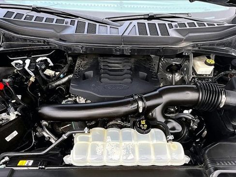 Used 2022 Ford F150 Lariat w/ Equipment Group 502A High image 9