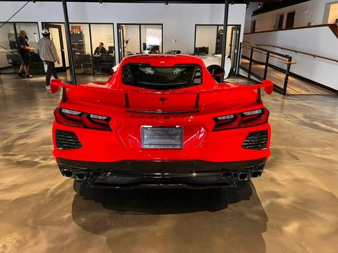 Used 2021 Chevrolet Corvette Stingray Premium Cpe w/ Z51 Performance Package image 4