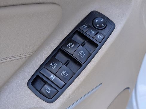 Used 2012 Mercedes-Benz GL 320 BlueTEC 4MATIC image 13