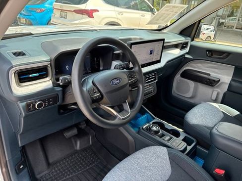 Used 2025 Ford Maverick XLT w/ Equipment Group 302A AWD/4WD image 20