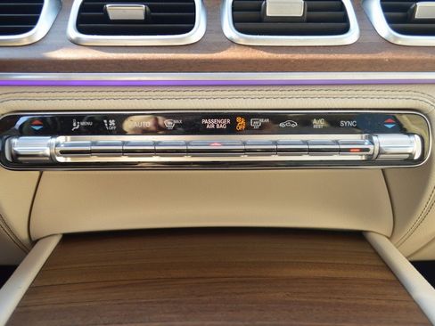 Used 2023 Mercedes-Benz GLS 450 GLS 450 image 30