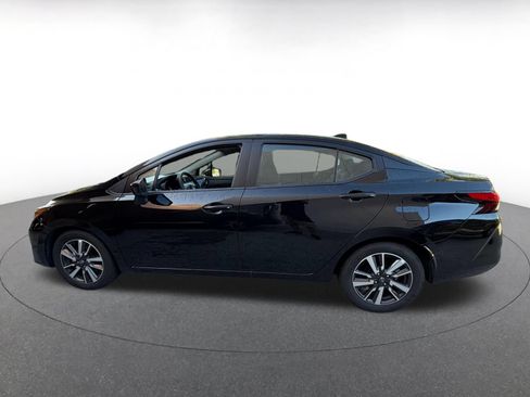 Used 2025 Nissan Versa SV FWD image 3